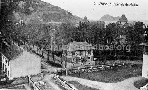 Zarauz. Avenida Madoz