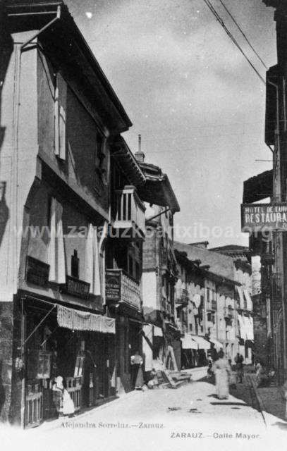 Zarauz. Calle Mayor