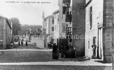 Zarautz. Azpeitiko errepidearen sarrera