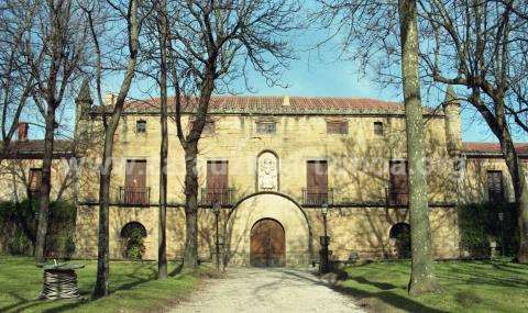 Zarauzko Narros Jauregiaren fatxada nagusia