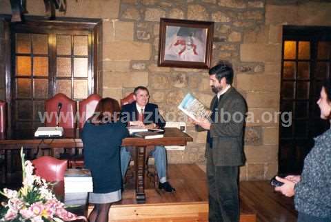 Liburu baten aurkezpena