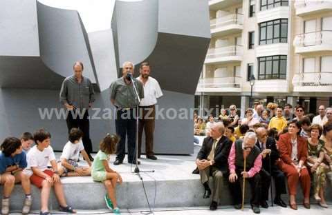 Bertsolarien Plazaren inaugurazioa