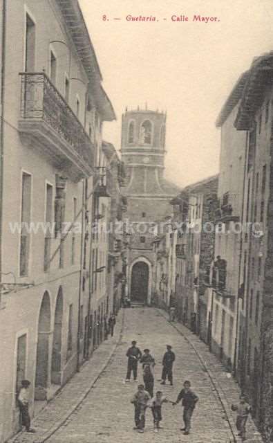 Getaria. Calle Mayor