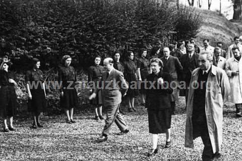 Falangeko emakumeen egoitzaren inaugurazioa. Zarautz