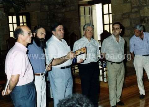 Presentación del libro  y del video "Zorionak Zarautz"