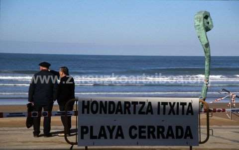 Txapapote en la playa de Zarautz