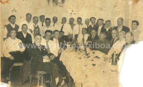 Comida en una reunión de zarauztarras