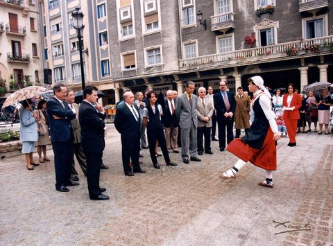 Munoako eta plazako aparkalekuen inaugurazioa