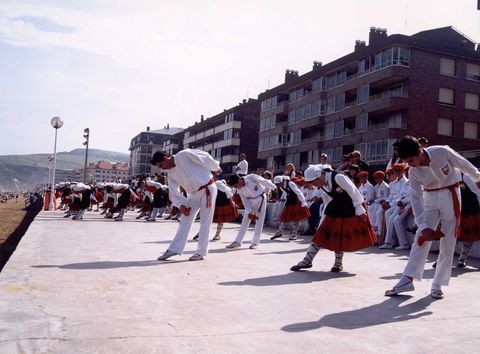 Dantzari Eguna