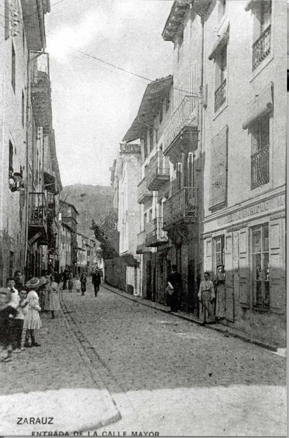 Zarautz: Kale Nagusiaren sarrera
