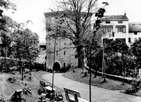 Dorre Luzeko parkea