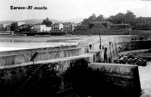 Zarautz. El muelle