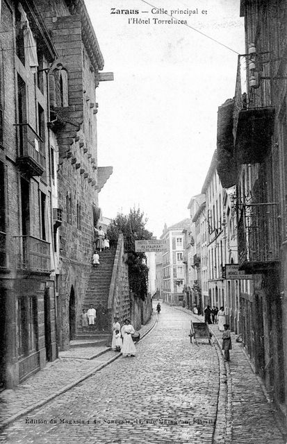 Zarautz: Kale Nagusia eta Dorre Luzea hotela