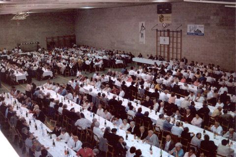 Erretiratuen bazkaria