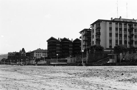 Zarauzko malekoiko txaletak eta etxeak