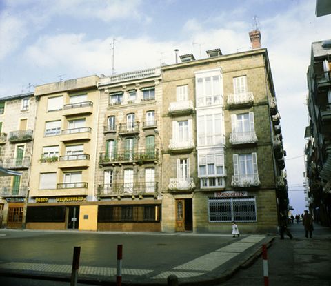 Zarauzko Musika Plazako eraikinak