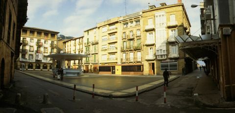 Zarauzko Musika Plazako kioskoa eta eraikinak