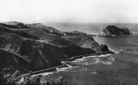Zarauzko Santa Barbara mendiaren argazkia
