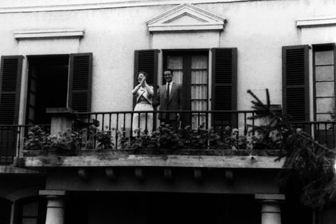 Belgikako errege-erreginak Zarauzko Villa Maria Pilarreko balkoian