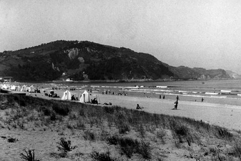 Playa de Zarautz a la altura del golf