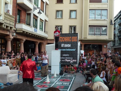 Zarauzko Nazioarteko XVI. Kale Antzerki Topaketak: Kalerki 2009