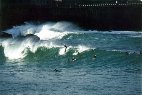 Historia del surf en Zarautz