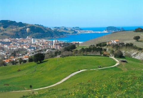 Zarauzko ikuspegia Mendibeltz bidetik