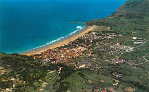 Zarauzko aireko ikuspegia hego-mendebaldetik