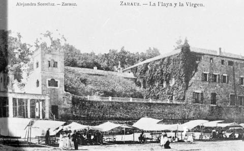 Zarautz. Hondartza eta Ama Birjina