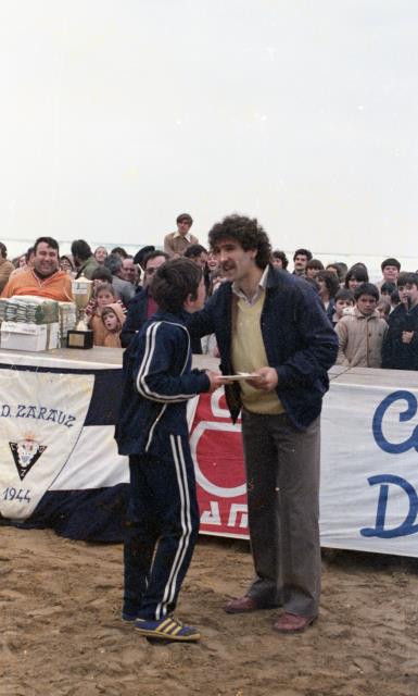 Plaieruak.1981ko finalak. Sari-banaketa