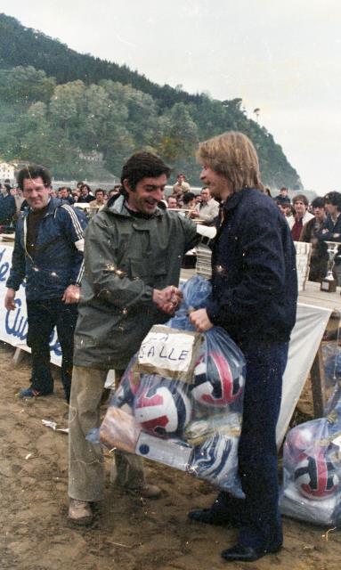 Plaieruak.1981ko finalak. Sari-banaketa