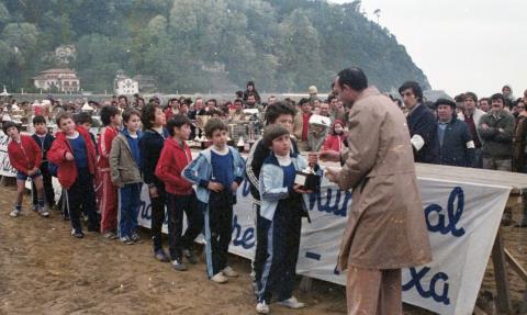 Plaieruak.1981ko finalak. Sari-banaketa