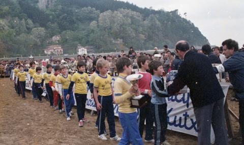Plaieruak.1981ko finalak. Sari-banaketa