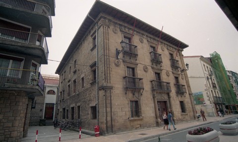 Ayuntamiento de Zarautz.