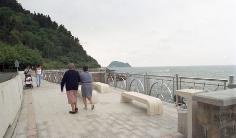 Zarautz-Getaria oinezkoen pasealekua
